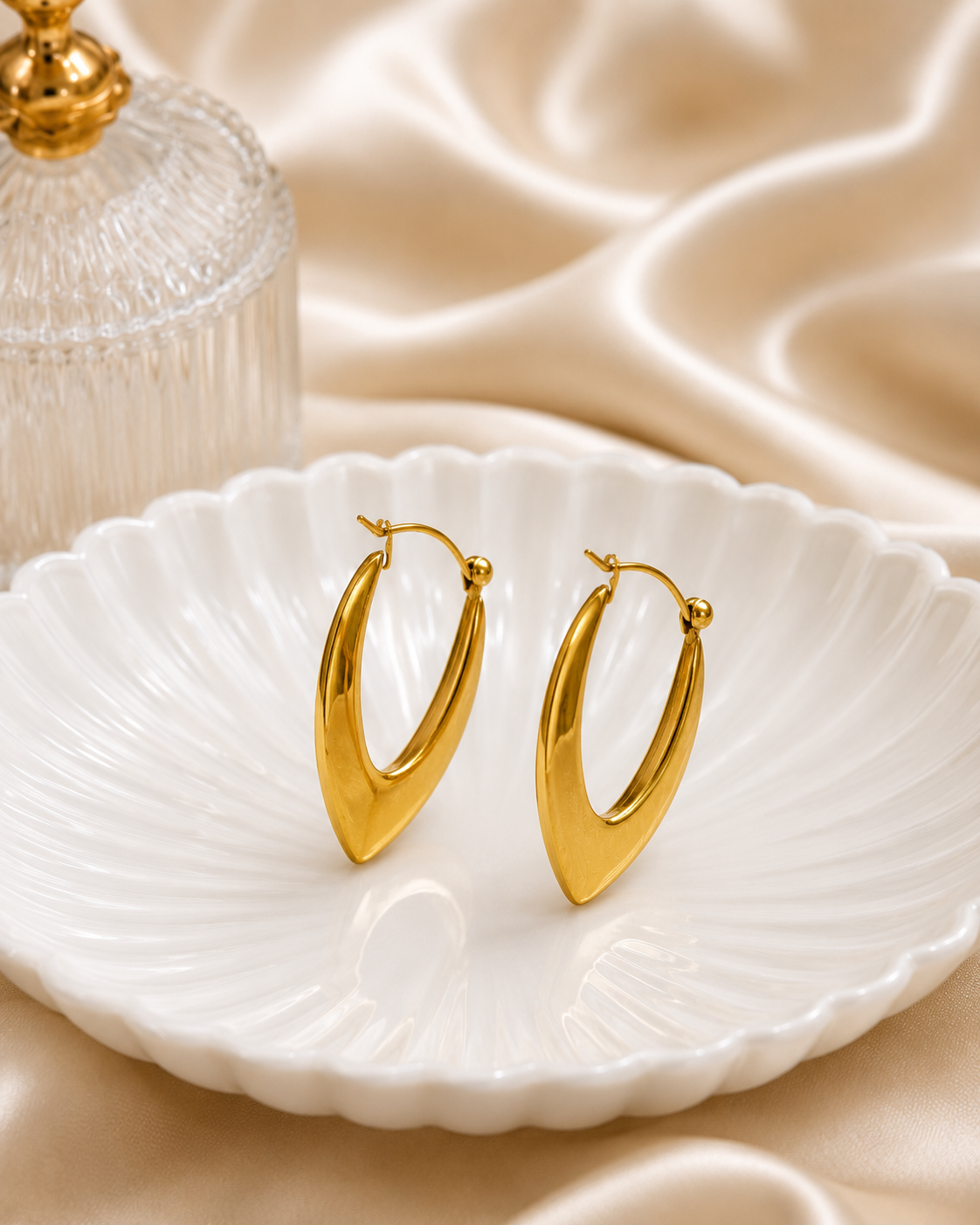Luna Sculpt 18K Gold Plated Hoop Earrings